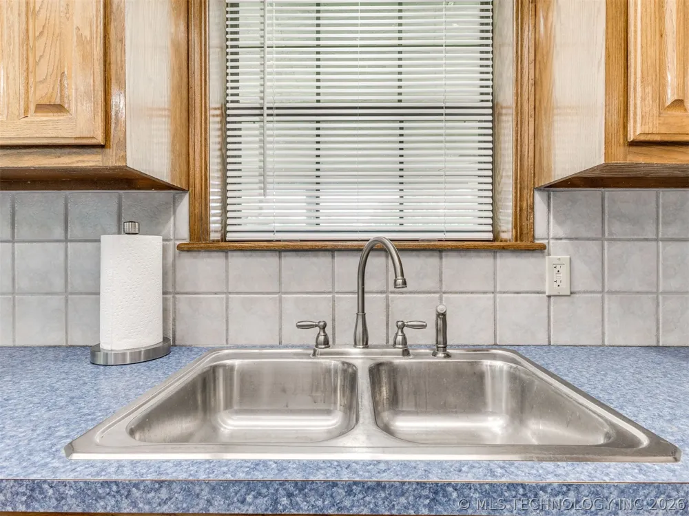 32069 Meadow Lane Mannford, OK 74044