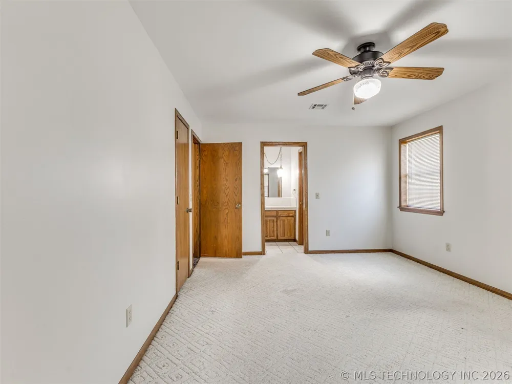 32069 Meadow Lane Mannford, OK 74044