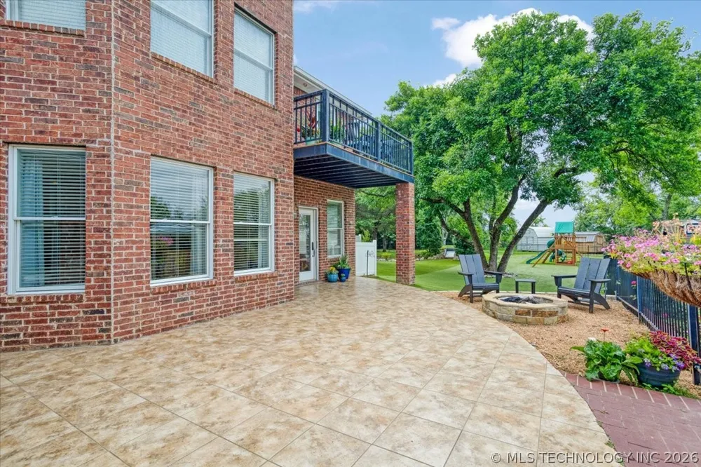 3419 Castle Court Durant, OK 74701