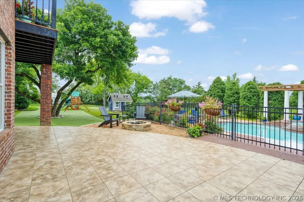 3419 Castle Court Durant, OK 74701