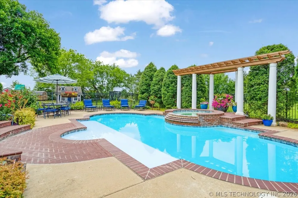 3419 Castle Court Durant, OK 74701