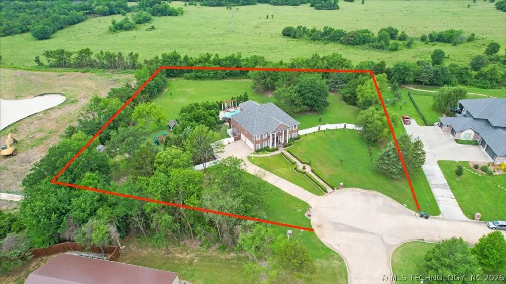 3419 Castle Court Durant, OK 74701