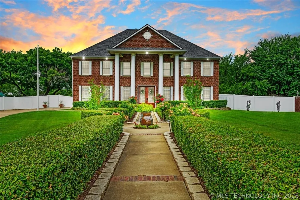 3419 Castle Court Durant, OK 74701