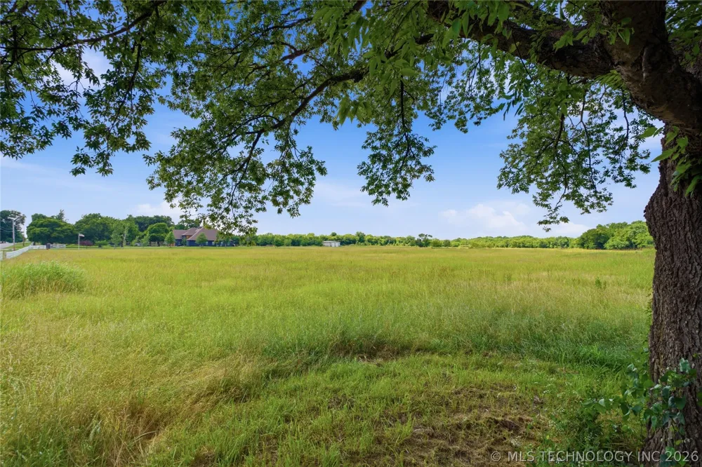 4203 E 191st Street S Bixby, OK 74008