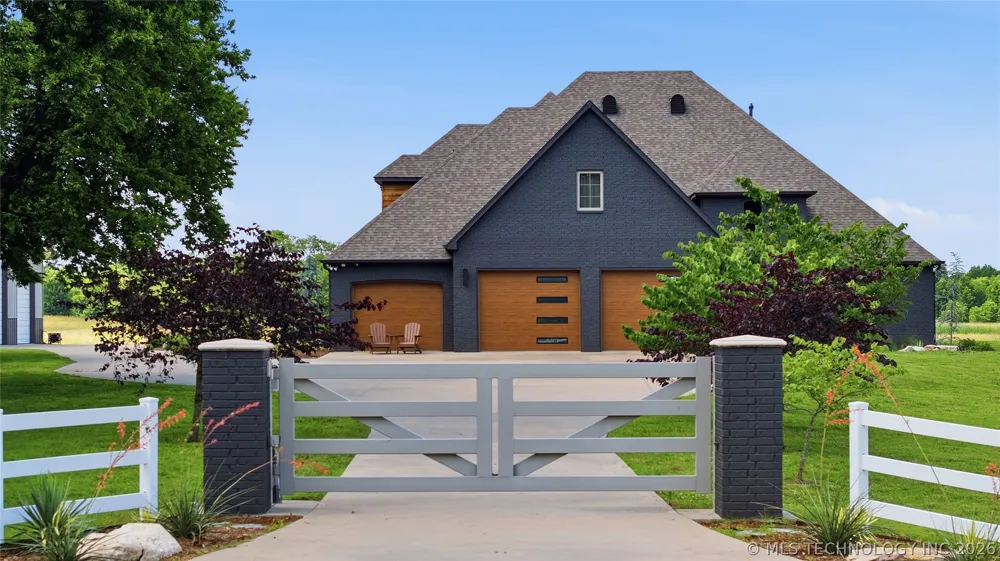 4203 E 191st Street S Bixby, OK 74008