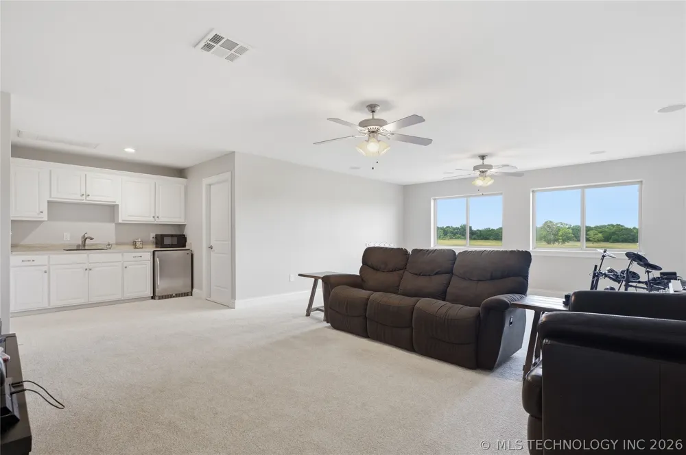 4203 E 191st Street S Bixby, OK 74008