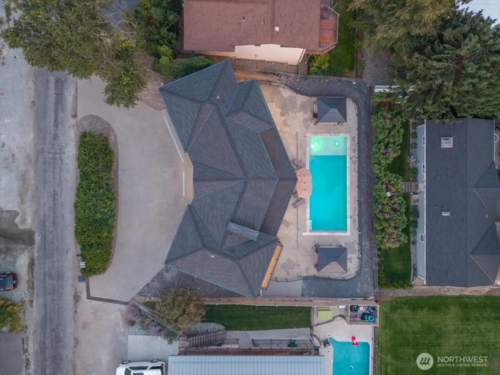 755 Wapato Way Manson, WA 98831