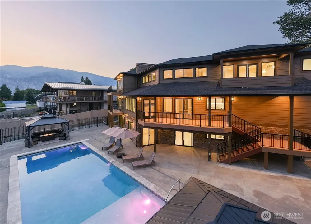 755 Wapato Way Manson, WA 98831
