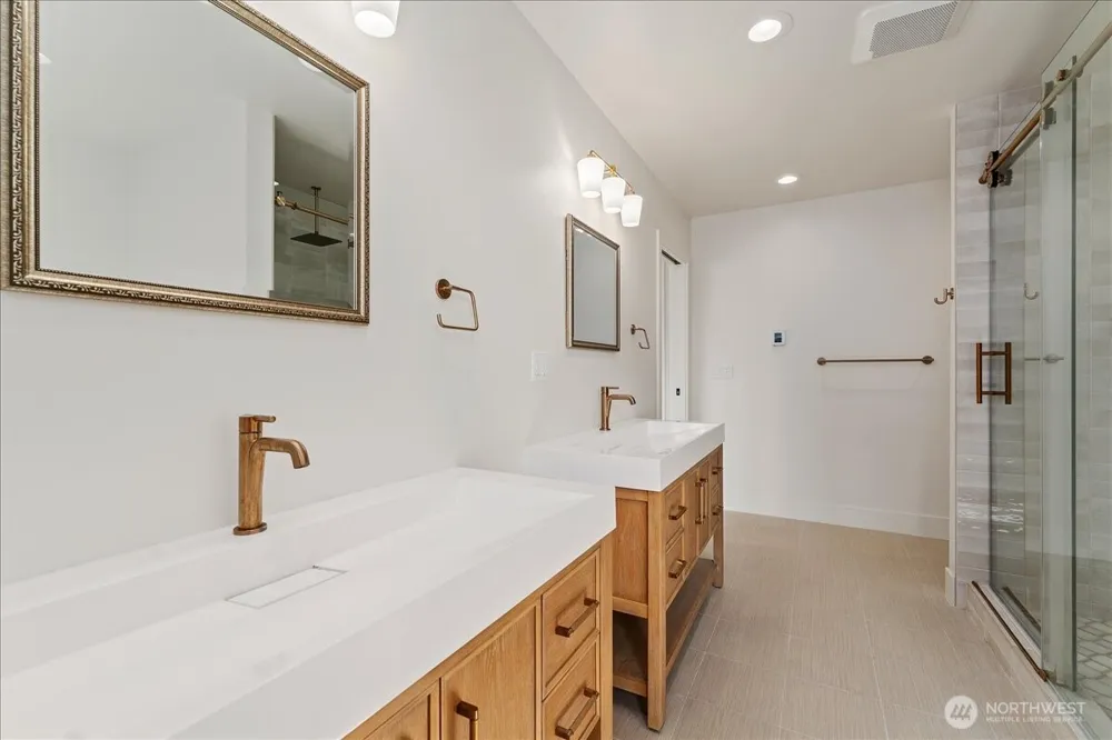 755 Wapato Way Manson, WA 98831