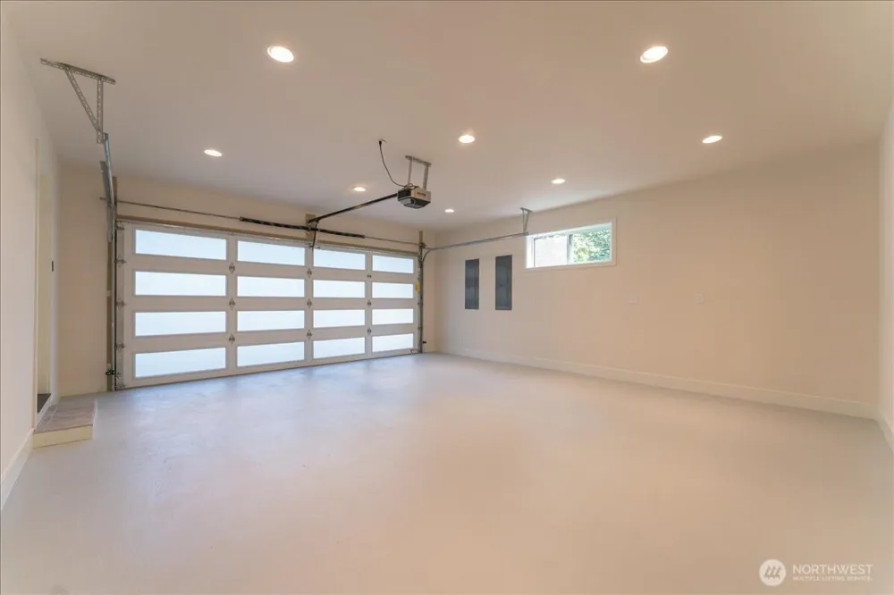 755 Wapato Way Manson, WA 98831