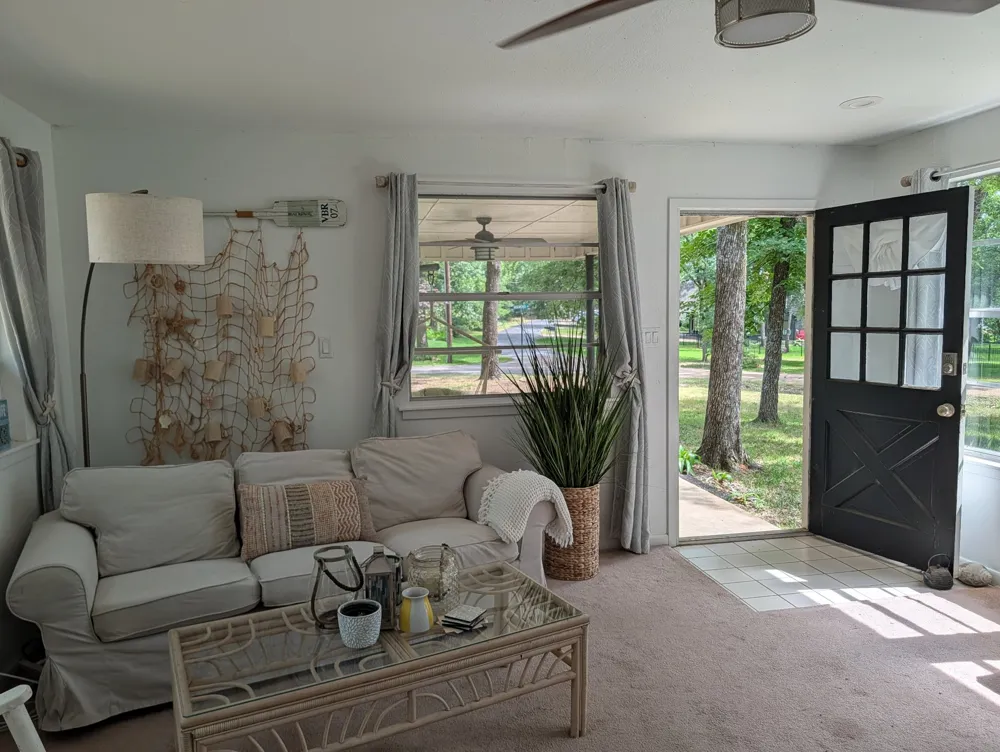 155 Lake Drive Enchanted Oaks, TX 75156