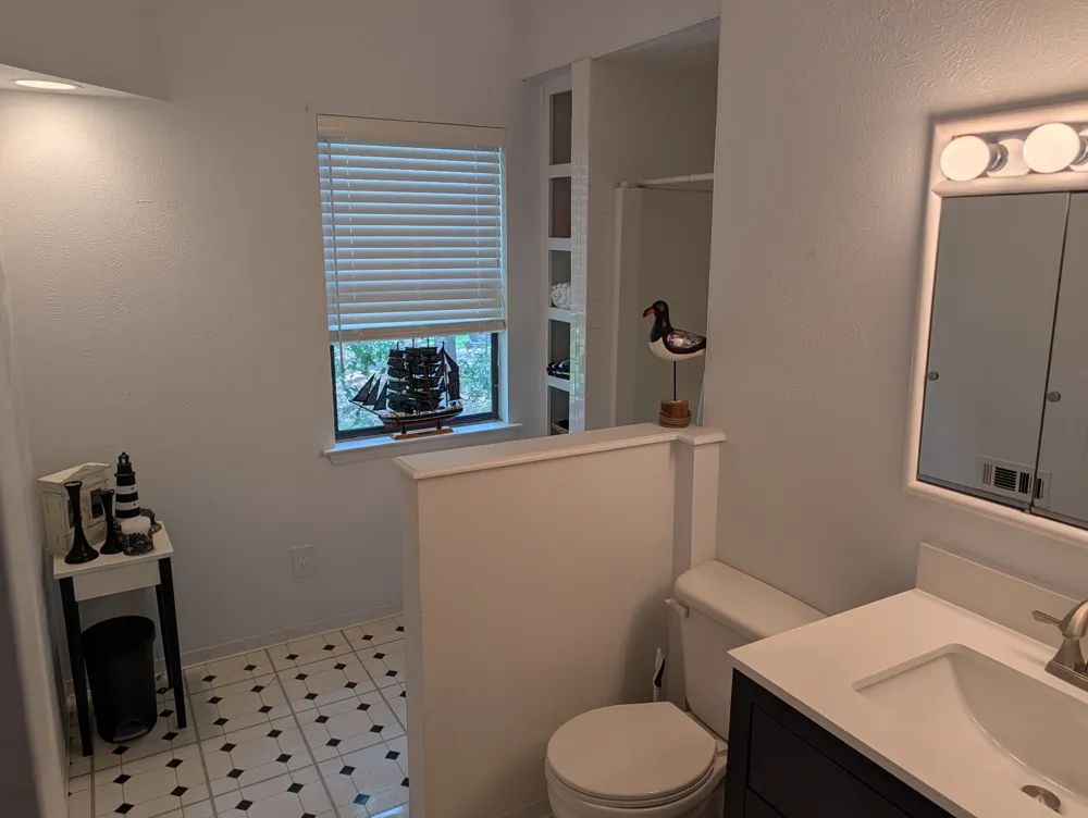 155 Lake Drive Enchanted Oaks, TX 75156
