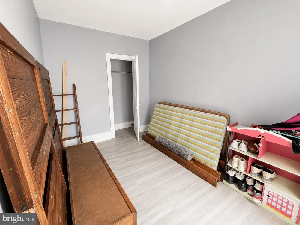 1424 MUHLENBERG STREET Reading, PA 19602