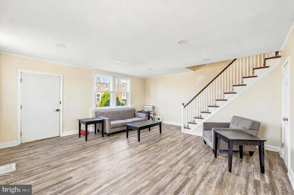 6701 KINDRED STREET Philadelphia, PA 19149