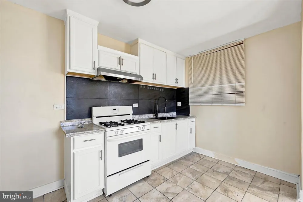 6701 KINDRED STREET Philadelphia, PA 19149
