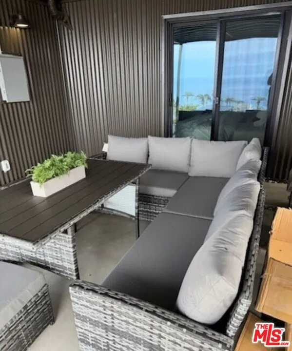 1433 Silvius Avenue San Pedro, CA 90731