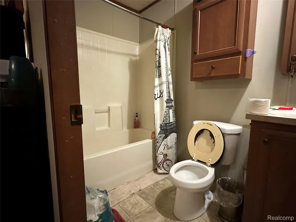 37789 Joplin Dr Clinton Charter Township, MI 48036