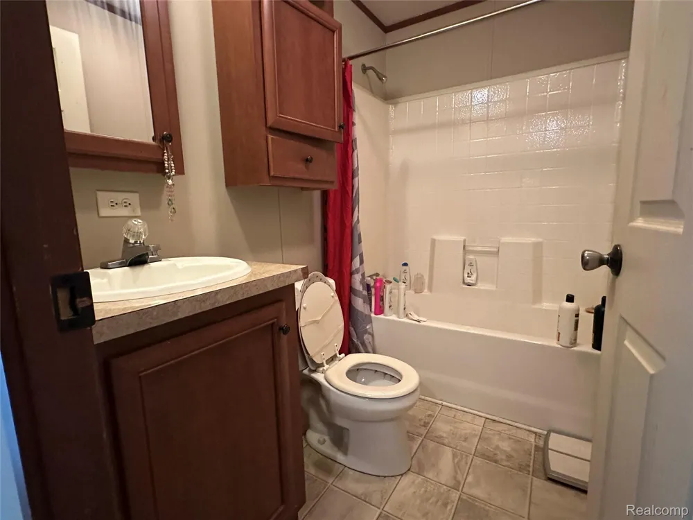 37789 Joplin Dr Clinton Charter Township, MI 48036