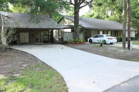 1533 Albacore Lane