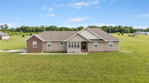 8861 Farm Road 2212