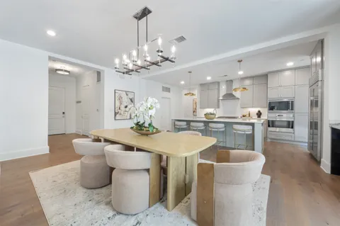 5270 Town And Country Boulevard #124