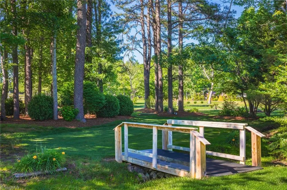 2524 Edmonds #55 Galax, VA 24333
