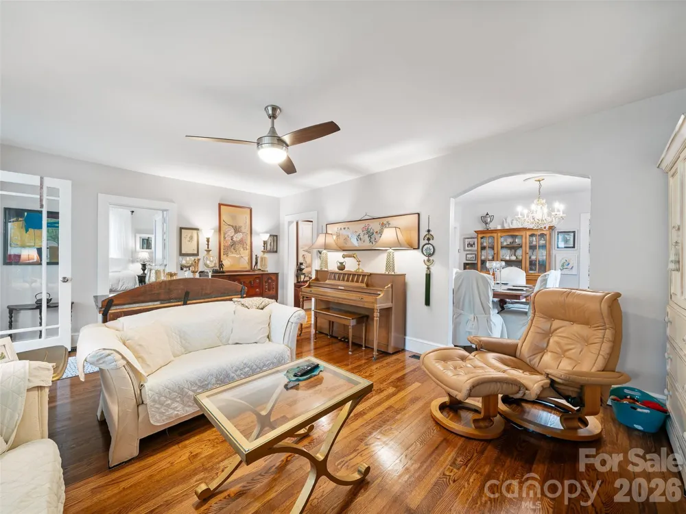 44 Hemlock Avenue Spruce Pine, NC 28777