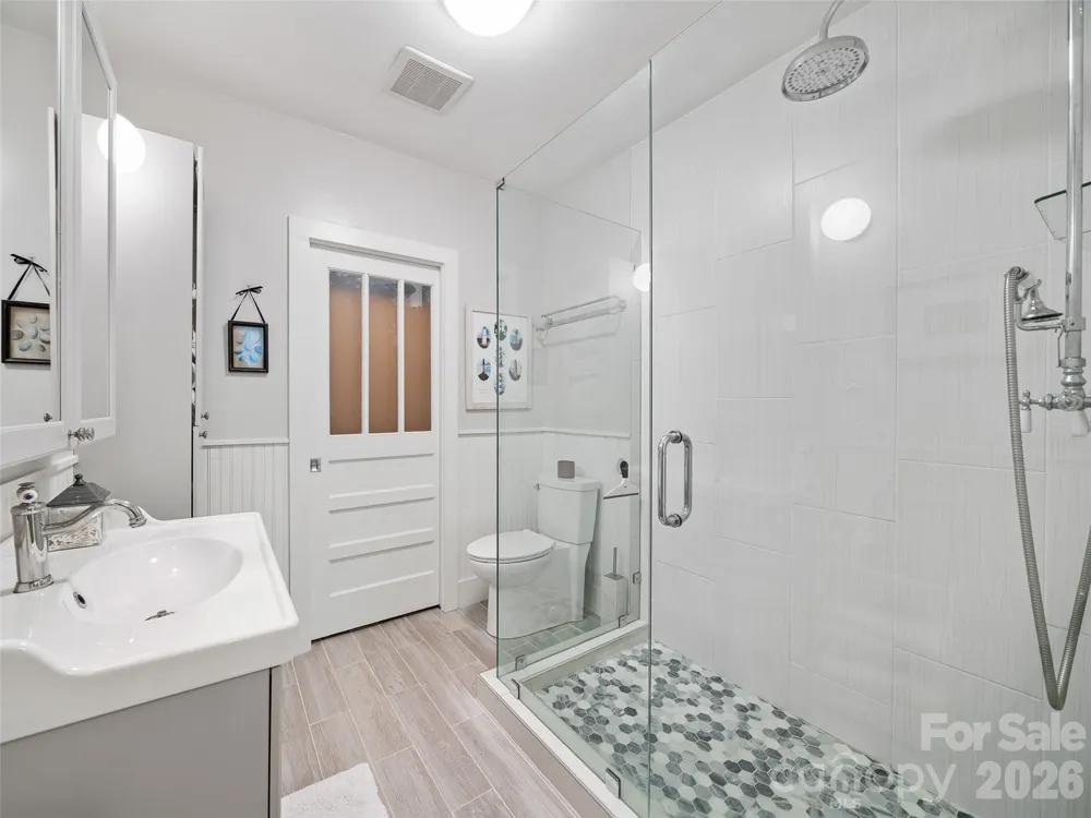 44 Hemlock Avenue Spruce Pine, NC 28777