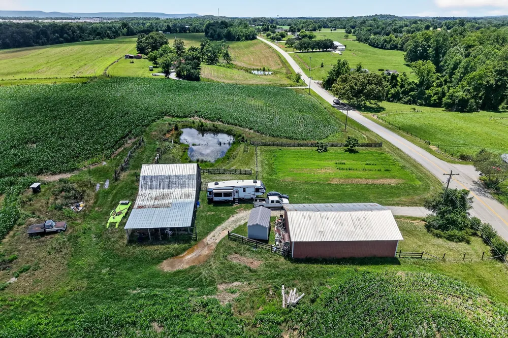2531 Old Well Rd Morrison, TN 37357
