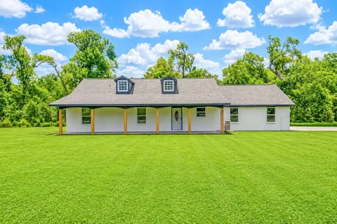 1011 County Road 678
