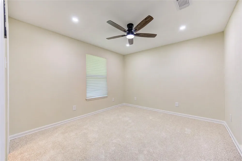 1011 County Road 678 Brazoria, TX 77422