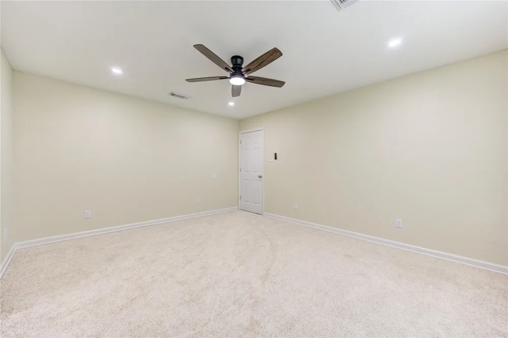 1011 County Road 678 Brazoria, TX 77422