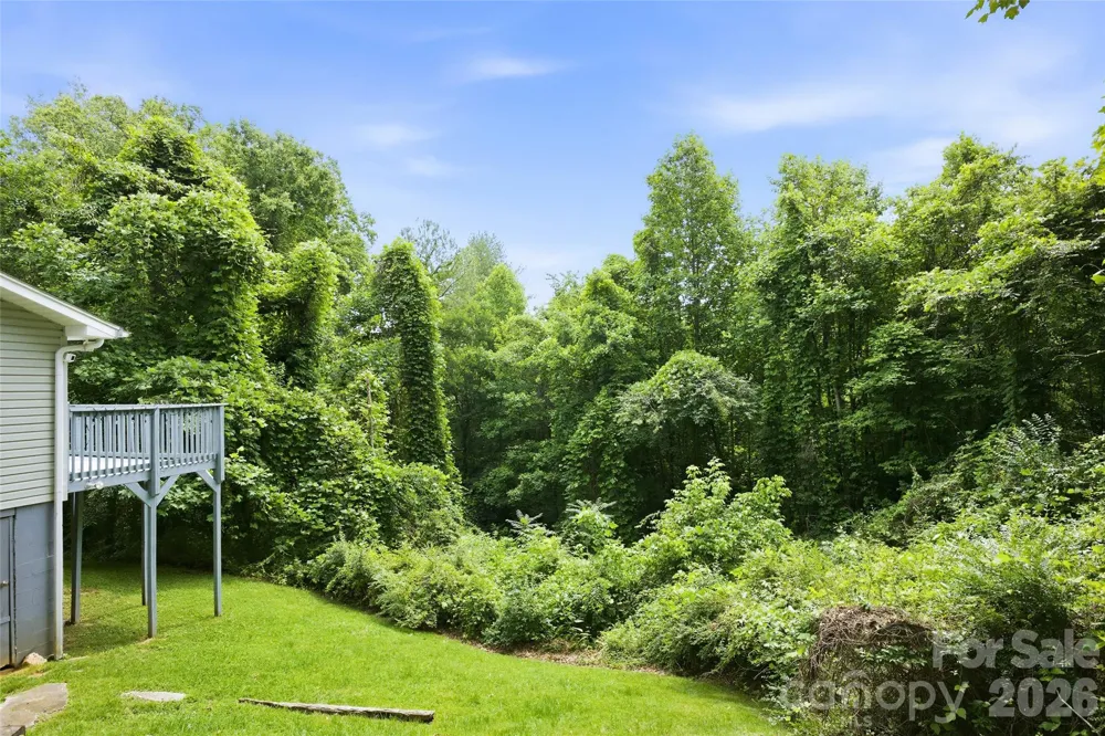 83 E View Street Marion, NC 28752