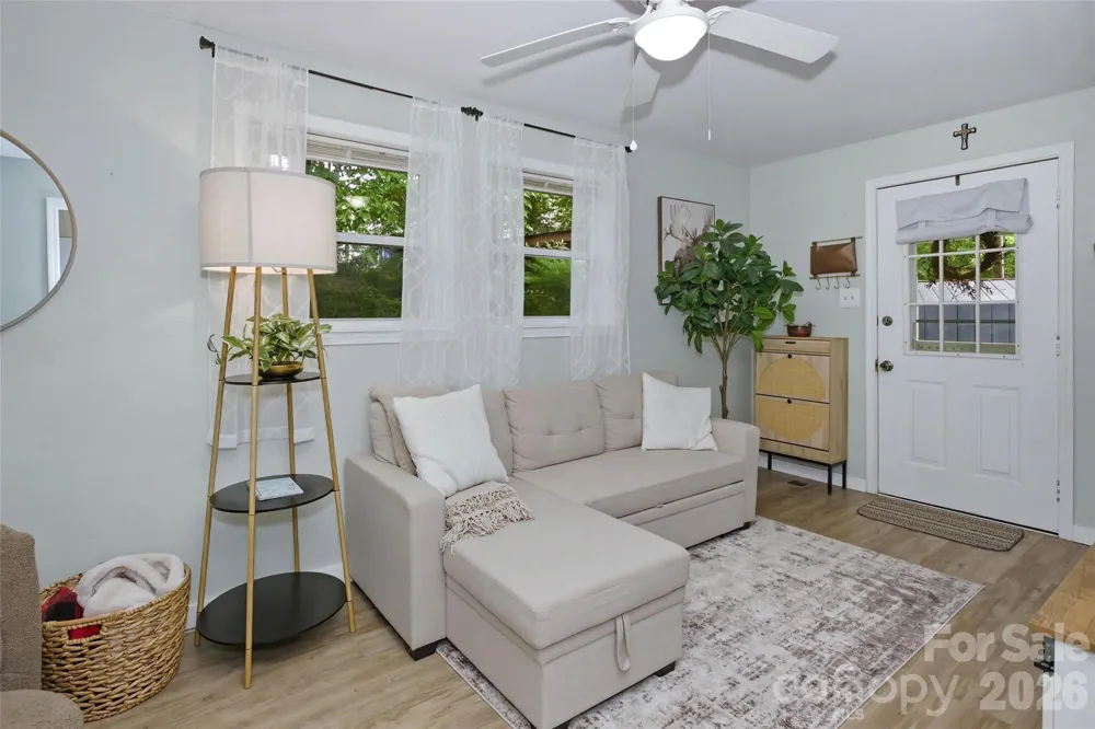 83 E View Street Marion, NC 28752