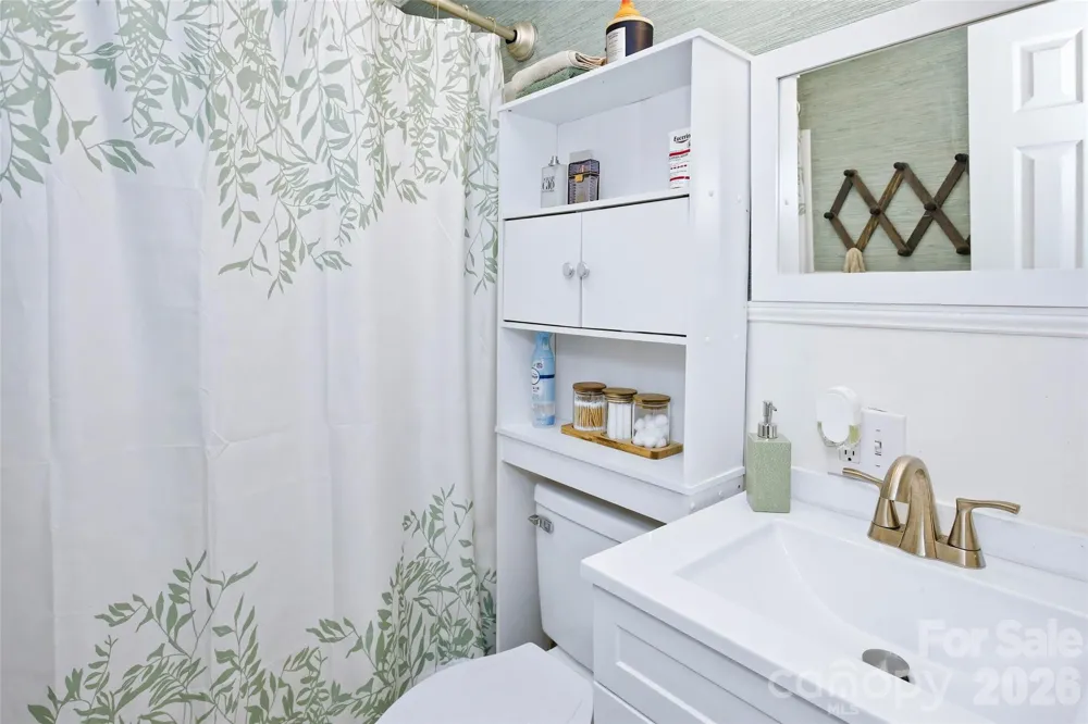 83 E View Street Marion, NC 28752