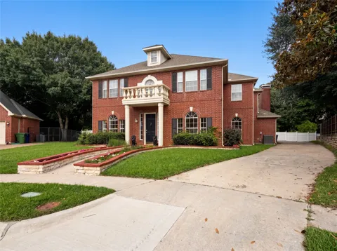 2533 Vista Creek Court