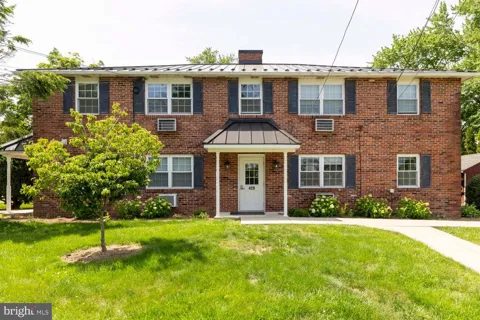 429 EDGEMONT AVENUE #3