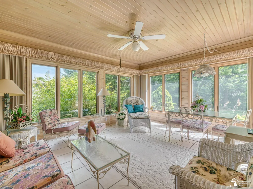 5572 Raven Parkway Drive Monroe Charter Township, MI 48161