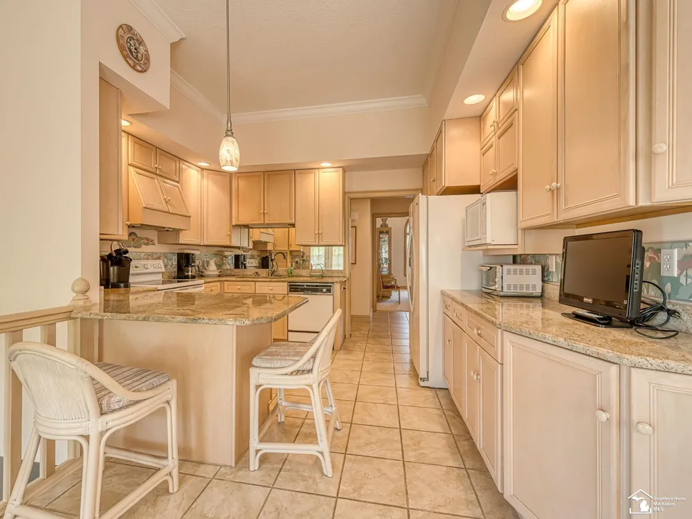 5572 Raven Parkway Drive Monroe Charter Township, MI 48161