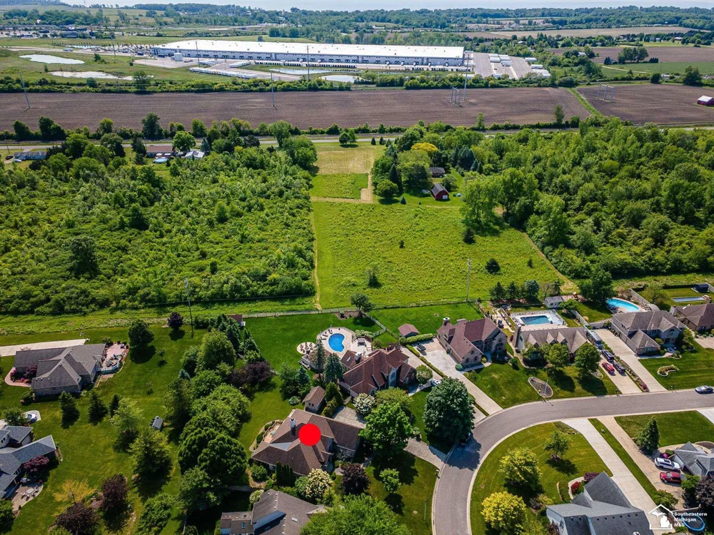 5572 Raven Parkway Drive Monroe Charter Township, MI 48161