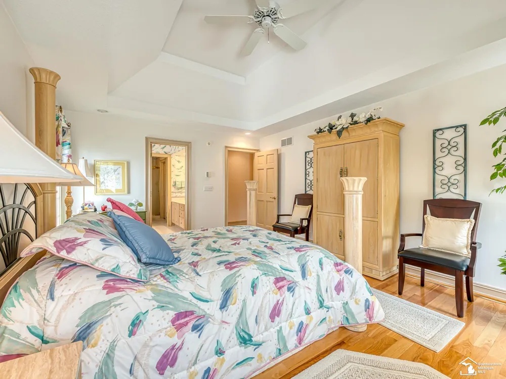 5572 Raven Parkway Drive Monroe Charter Township, MI 48161