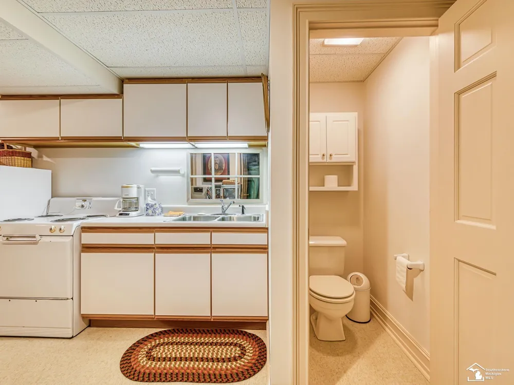 5572 Raven Parkway Drive Monroe Charter Township, MI 48161