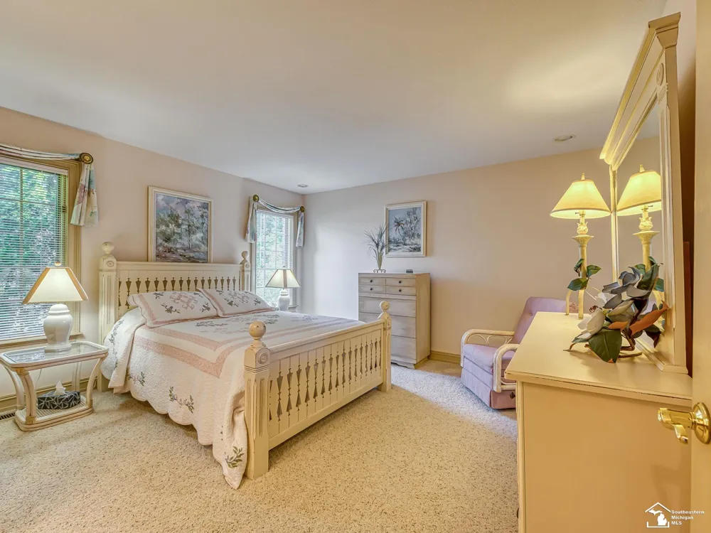 5572 Raven Parkway Drive Monroe Charter Township, MI 48161