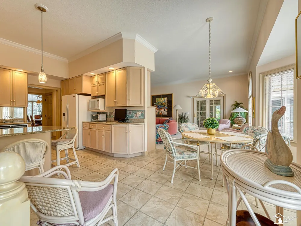 5572 Raven Parkway Drive Monroe Charter Township, MI 48161