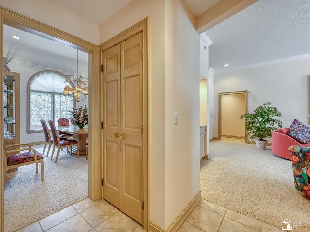 5572 Raven Parkway Drive Monroe Charter Township, MI 48161