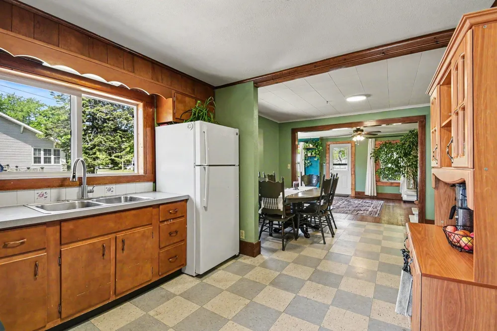 220 2nd Avenue Tawas Township, MI 48763