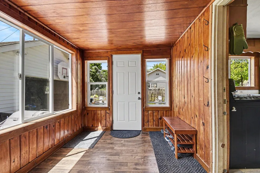 220 2nd Avenue Tawas Township, MI 48763