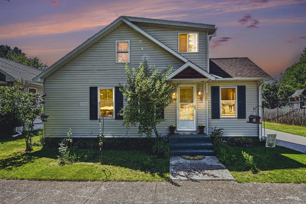 220 2nd Avenue Tawas Township, MI 48763