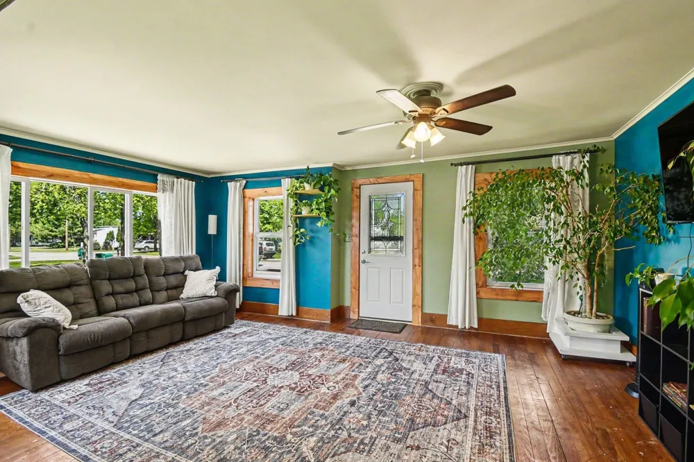 220 2nd Avenue Tawas Township, MI 48763