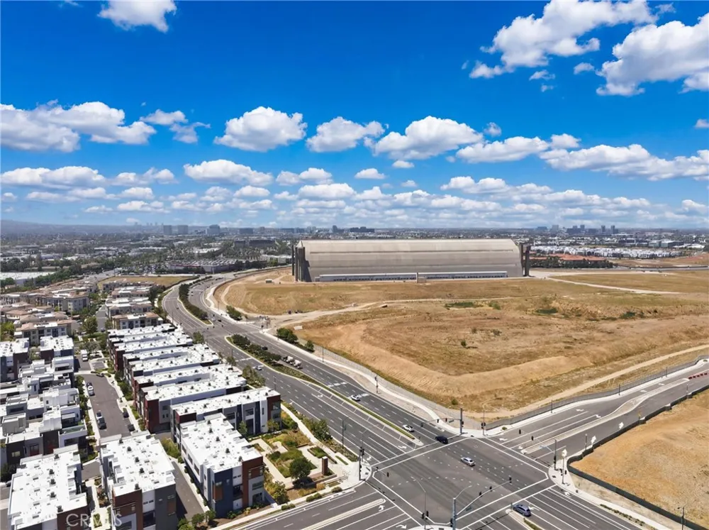 253 Waypoint Tustin, CA 92782
